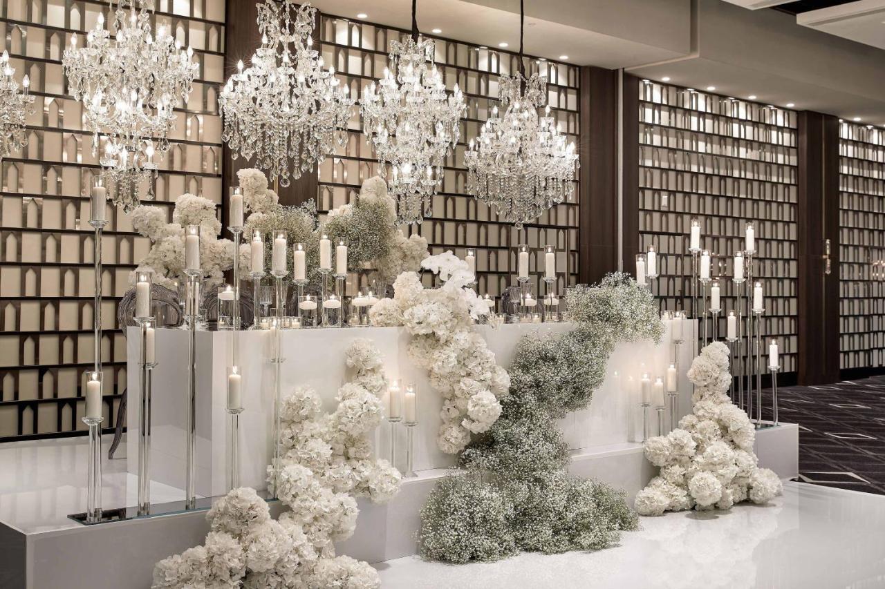 쉐라톤 그랜드 시드니 하이드 파크 외부 사진 Wedding reception at the Mandarin Oriental, Bangkok
