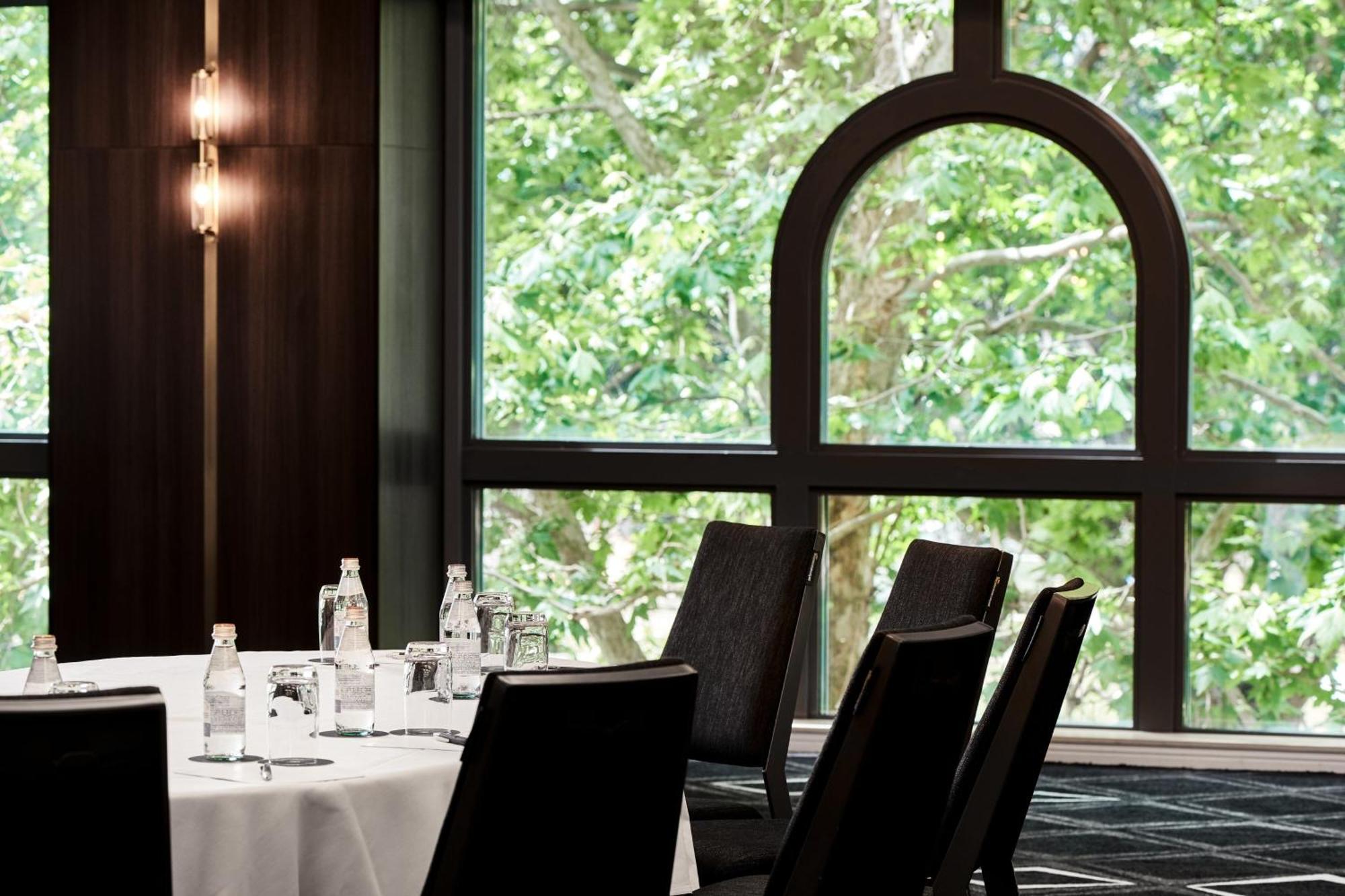 쉐라톤 그랜드 시드니 하이드 파크 외부 사진 The restaurant's interior
